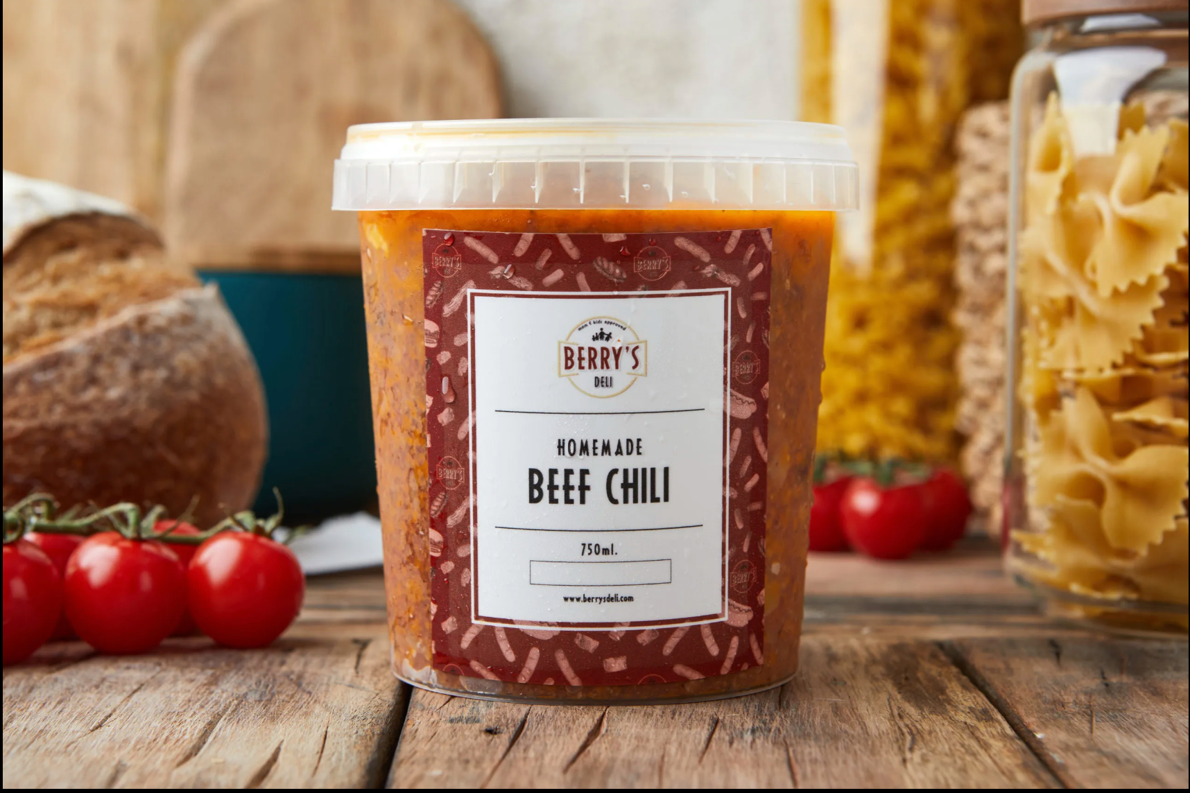Berry's Deli Homemade Beef Chili by Angelo Comsti