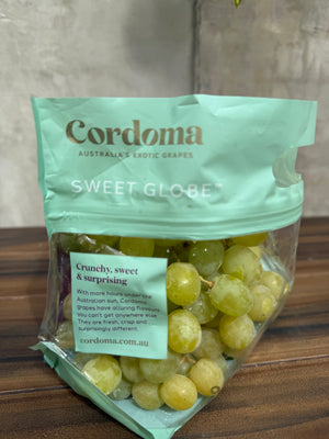 Premium Sweet Globe Green Grapes