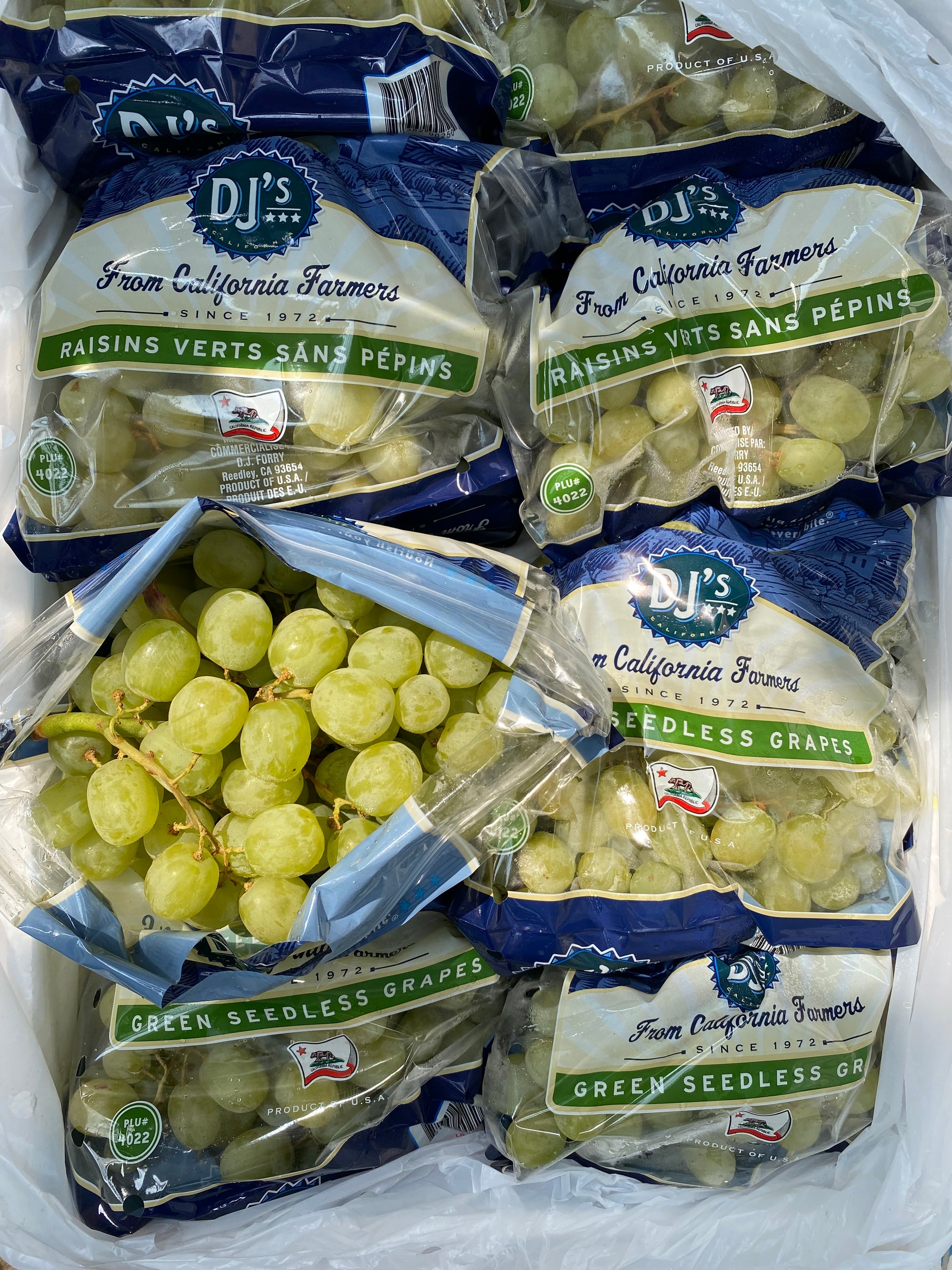 US Green Seedless Grapes