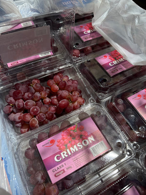 Premium Crimson Red Grapes Clamshell Pack