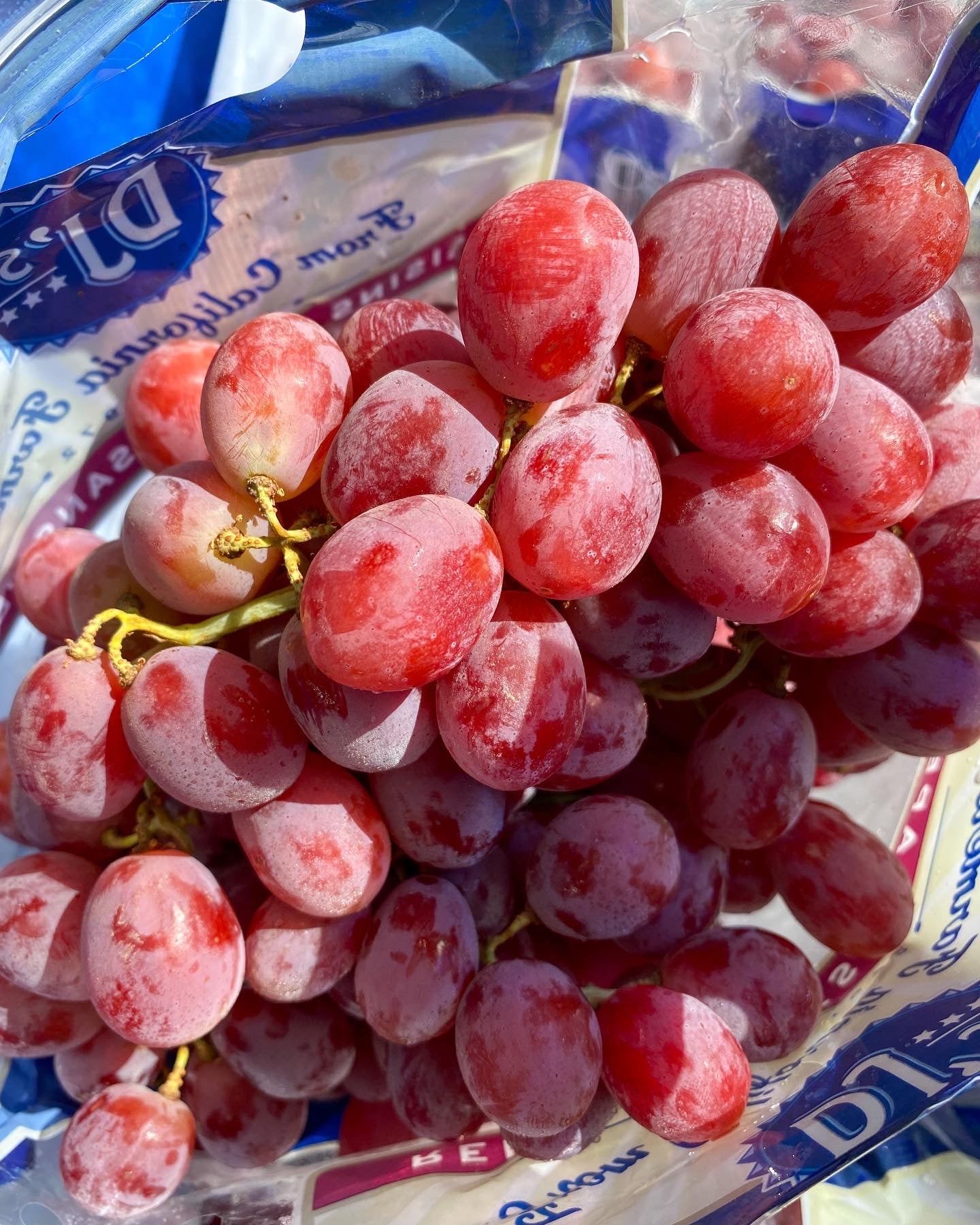 Us Red Seedless Grapes