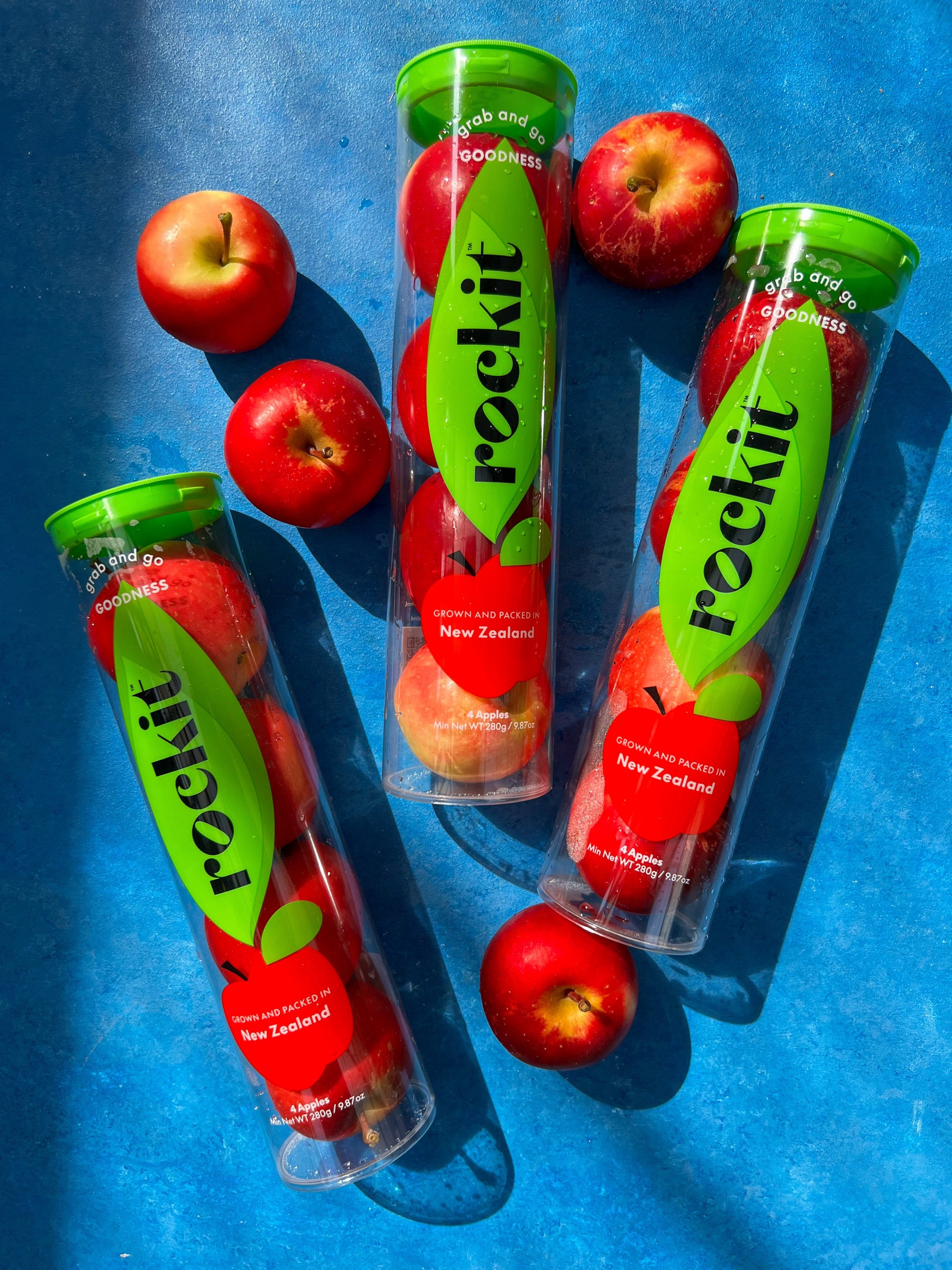 Buy 2 NZ Rockit™  Apples for 450 (3pcs per TUBE)