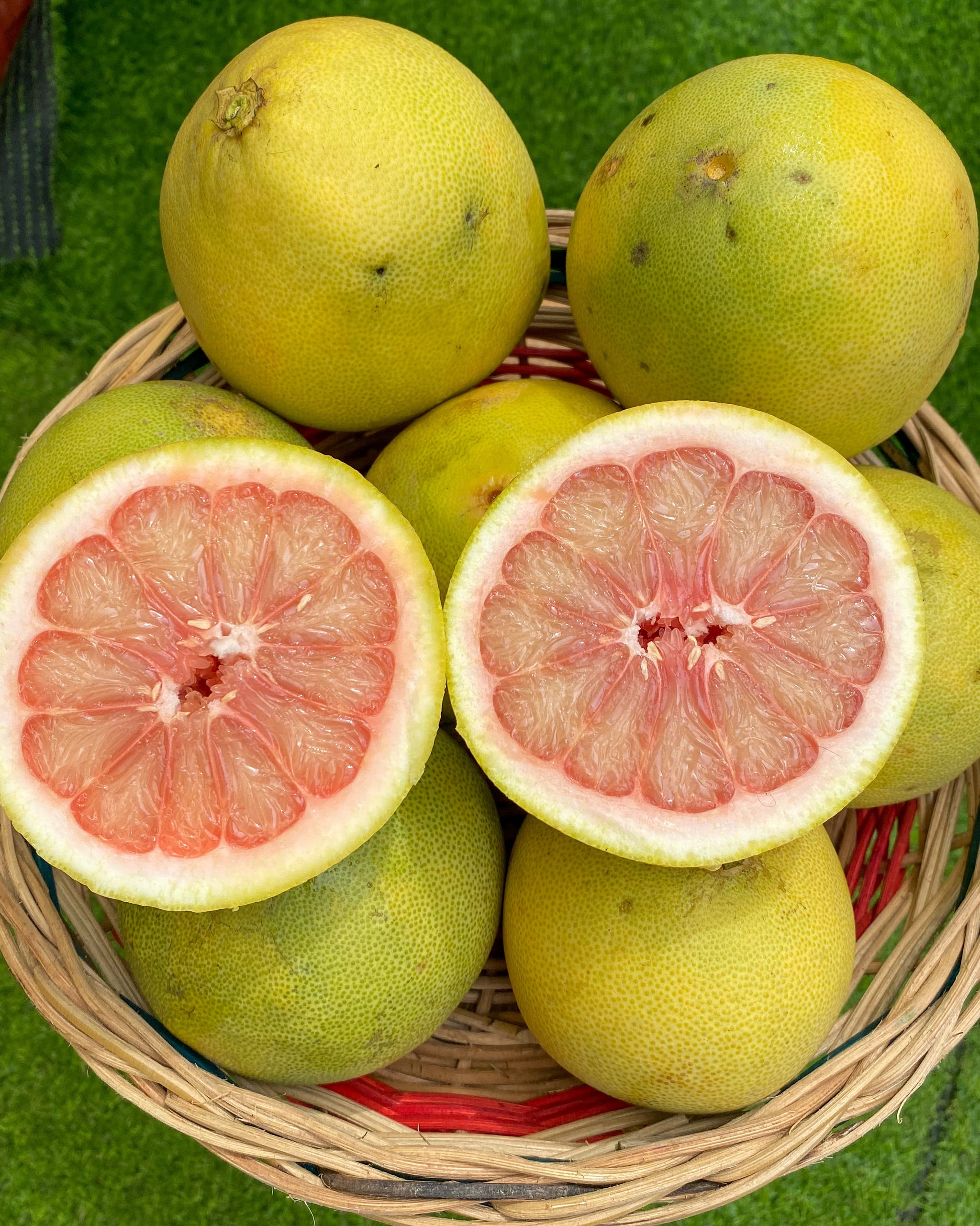 Davao Pomelo Buy 3 + 1 FREE - Crate2Plate