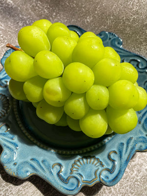 Korean Shine Muscat Grapes (sold per pack)