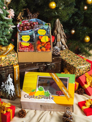 GIFT BOX 4 Berry Medley and Red Grapes