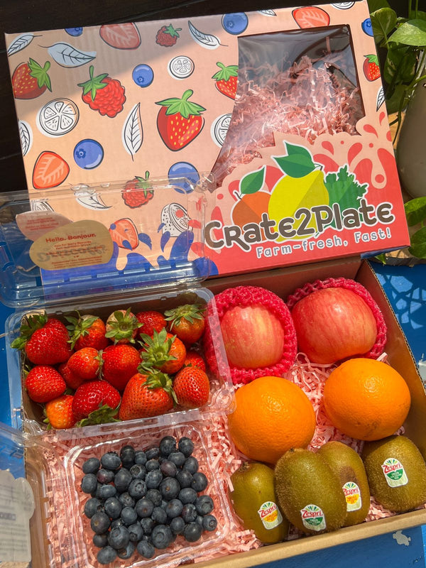 Gift Box Strawberries, Blueberries,Fuji, Orange. and Kiwi