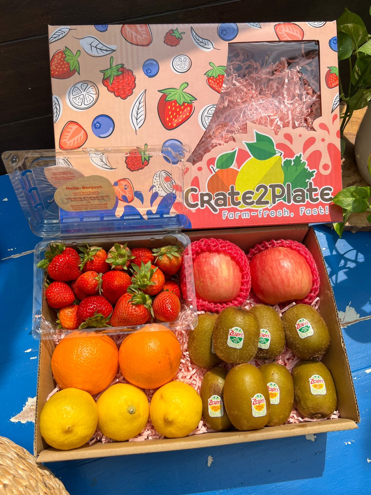 Gift Box Strawberries,Fuji, Orange. Lemon And Kiwi
