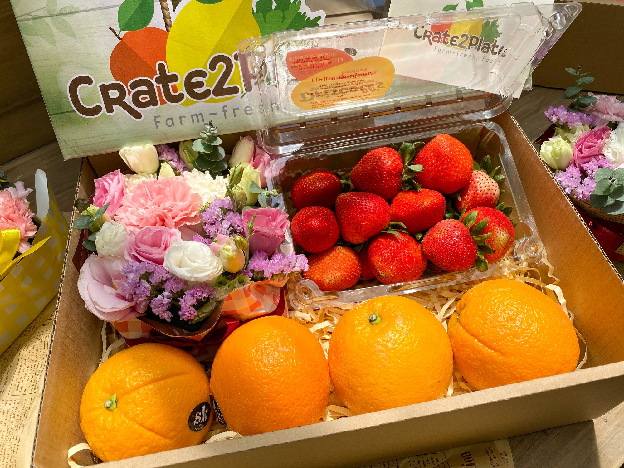 Gift Box Strawberries and Oranges in Flower Box
