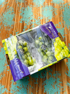 Korean Shine Muscat Grapes (sold per pack)