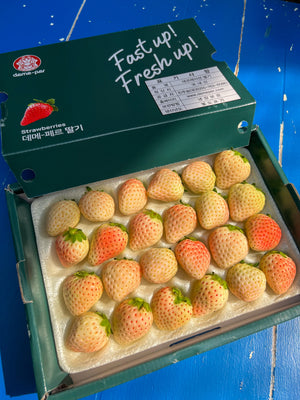Premium Korean White Strawberries 500g