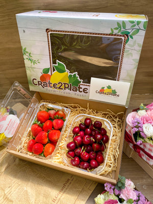 Gift Box Strawberries and Half Kg Red Cherries