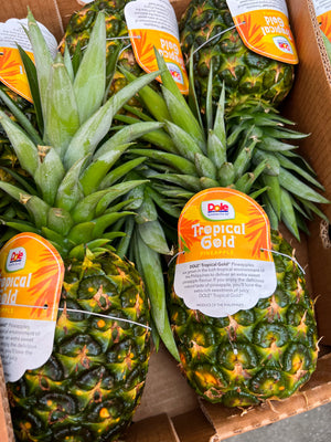 Dole Tropical Gold Pineapple By The Box 8pcs